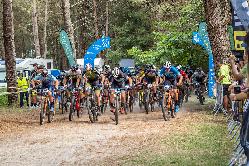 Lara Lois e Saúl López suman novos títulos do Campionato de Galicia de XCO en Outeiro de Rei