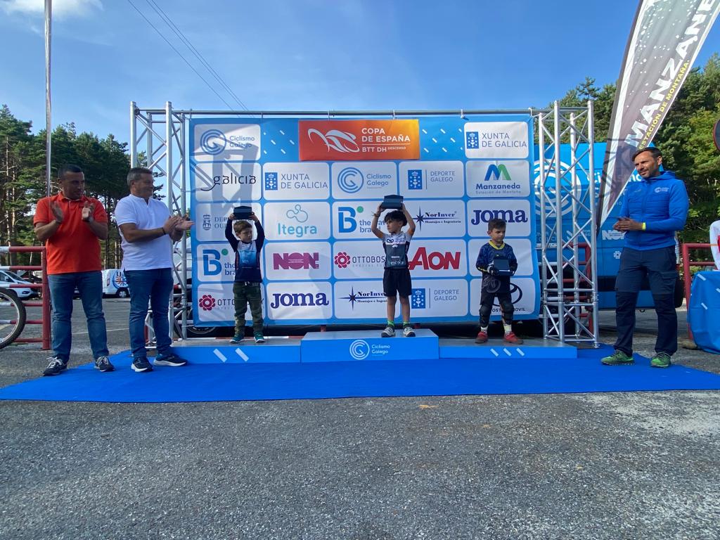 O V Trofeo Federación DHI - Manzaneda Bike Park pechou a Copa de España con dez galegos no podio