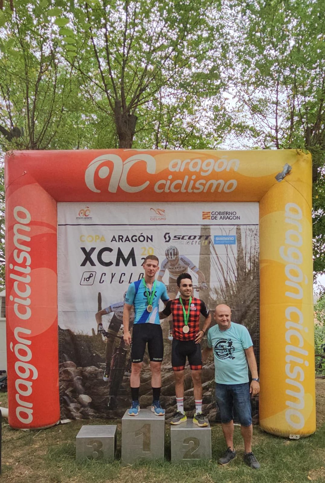 Nadia Castillo y Marc Labaila, líderes de la Copa XCM by Cyclon Zaragoza 2023
