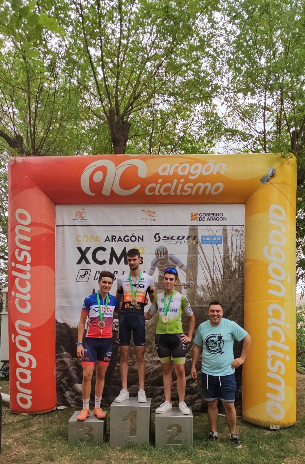 Nadia Castillo y Marc Labaila, líderes de la Copa XCM by Cyclon Zaragoza 2023