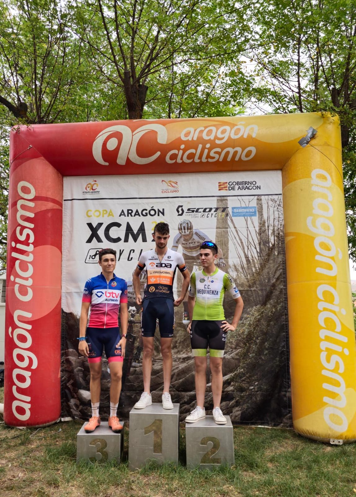 Nadia Castillo y Marc Labaila, líderes de la Copa XCM by Cyclon Zaragoza 2023