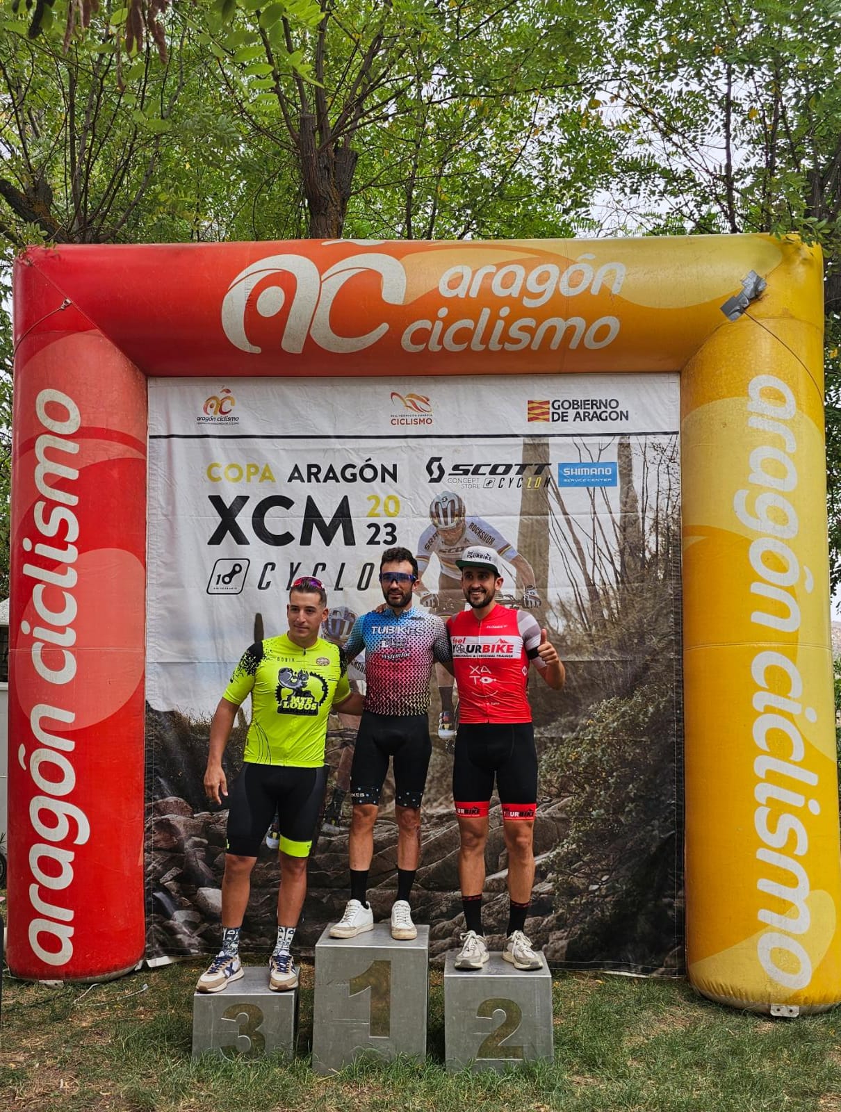 Nadia Castillo y Marc Labaila, líderes de la Copa XCM by Cyclon Zaragoza 2023