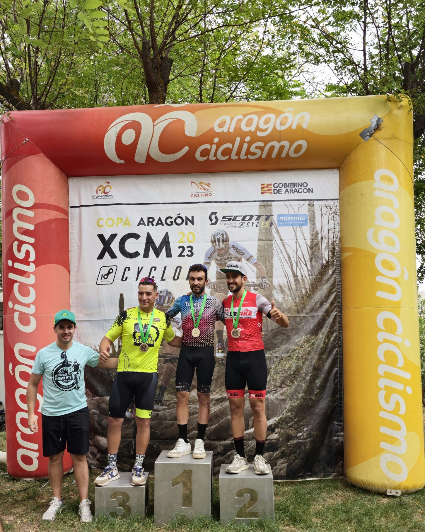 Nadia Castillo y Marc Labaila, líderes de la Copa XCM by Cyclon Zaragoza 2023