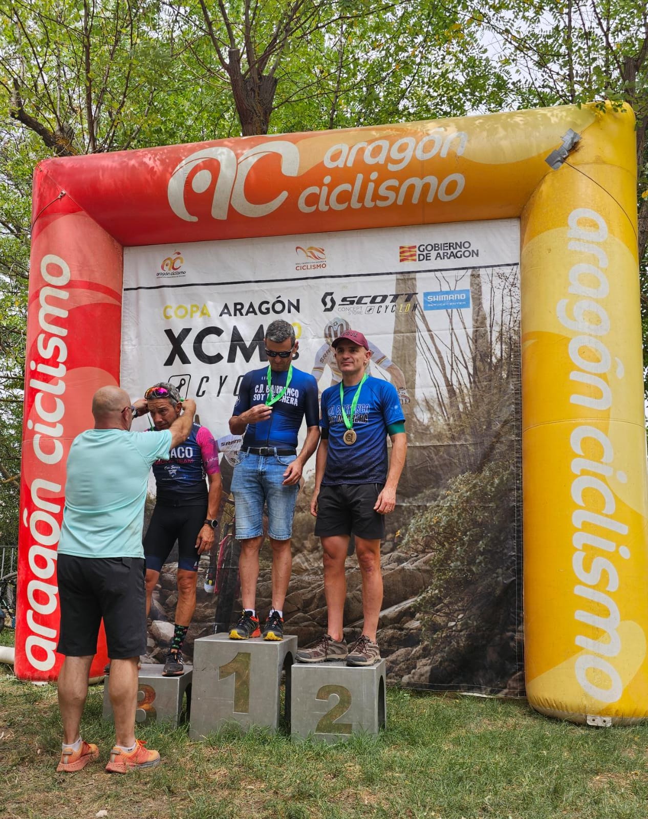 Nadia Castillo y Marc Labaila, líderes de la Copa XCM by Cyclon Zaragoza 2023