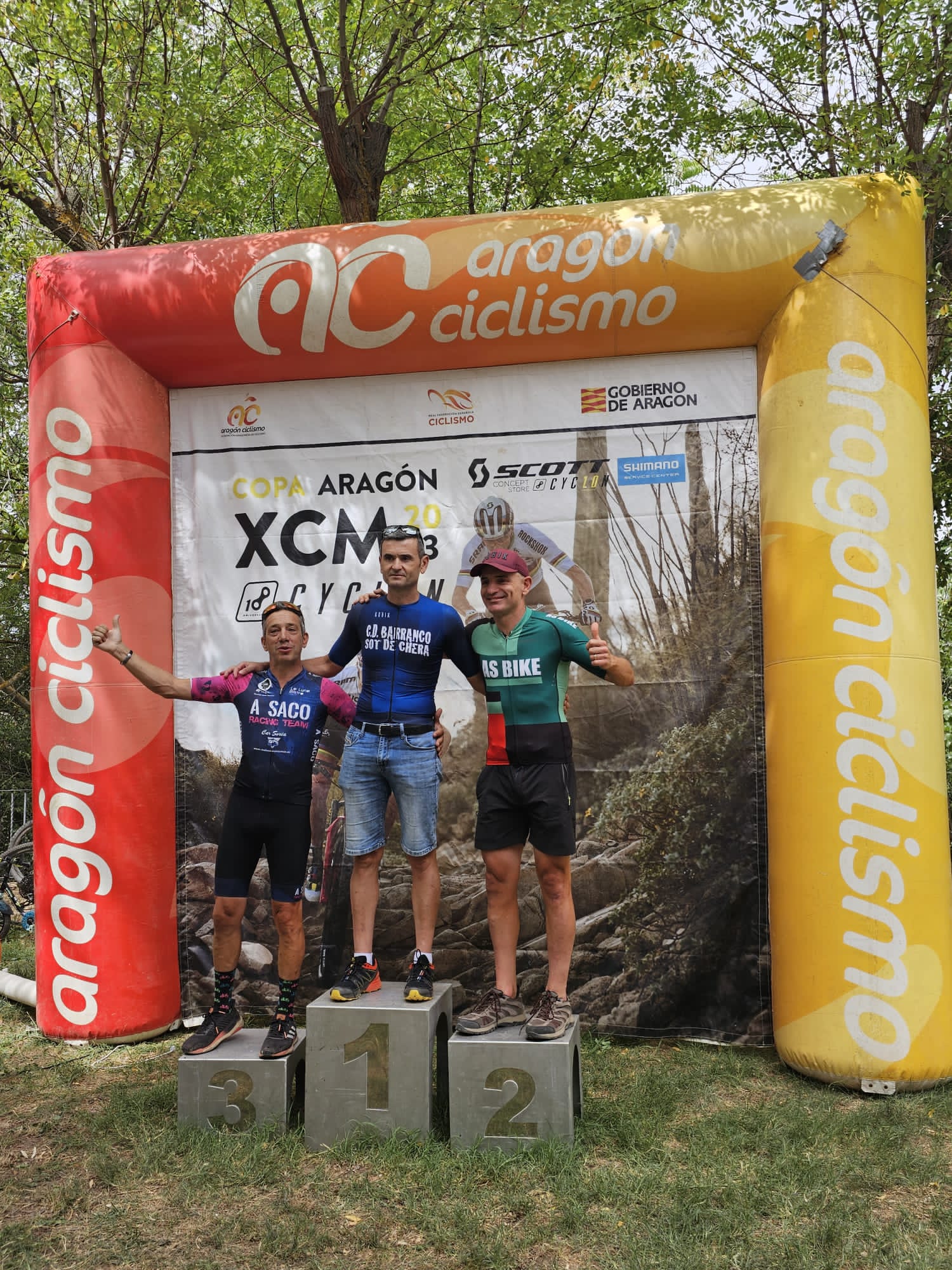 Nadia Castillo y Marc Labaila, líderes de la Copa XCM by Cyclon Zaragoza 2023