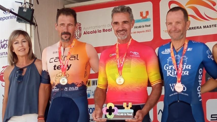 Actuacion-Destacada-de-los-Masters-Madrilenos-en-los-Campeonatos-de-Espana-de-Ciclismo-en-Linea-y-CRI