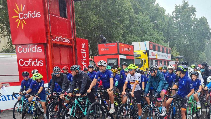 Vuelta-Junior-en-Madrid-Emocion-en-la-ultima-etapa-de-la-Vuelta-Espana-2023-para-los-mas-jovenes