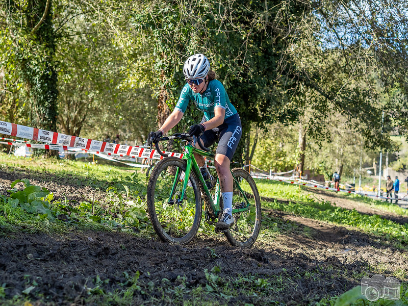 Irene Trabazo e Samuel González impoñen a lei Elite na apertura da Copa Galicia en Betanzos