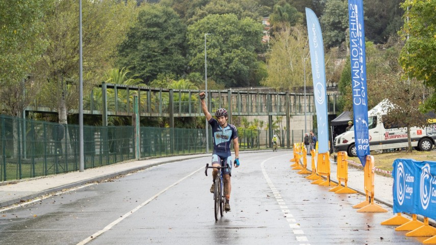 Irene-Trabazo-e-Samuel-Gonzalez-imponen-a-lei-Elite-na-apertura-da-Copa-Galicia-en-Betanzos