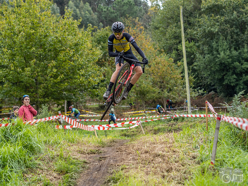 Samuel González e Carla Fernández asinan un dobre triunfo vigués na Copa Galicia do Val de Esmelle