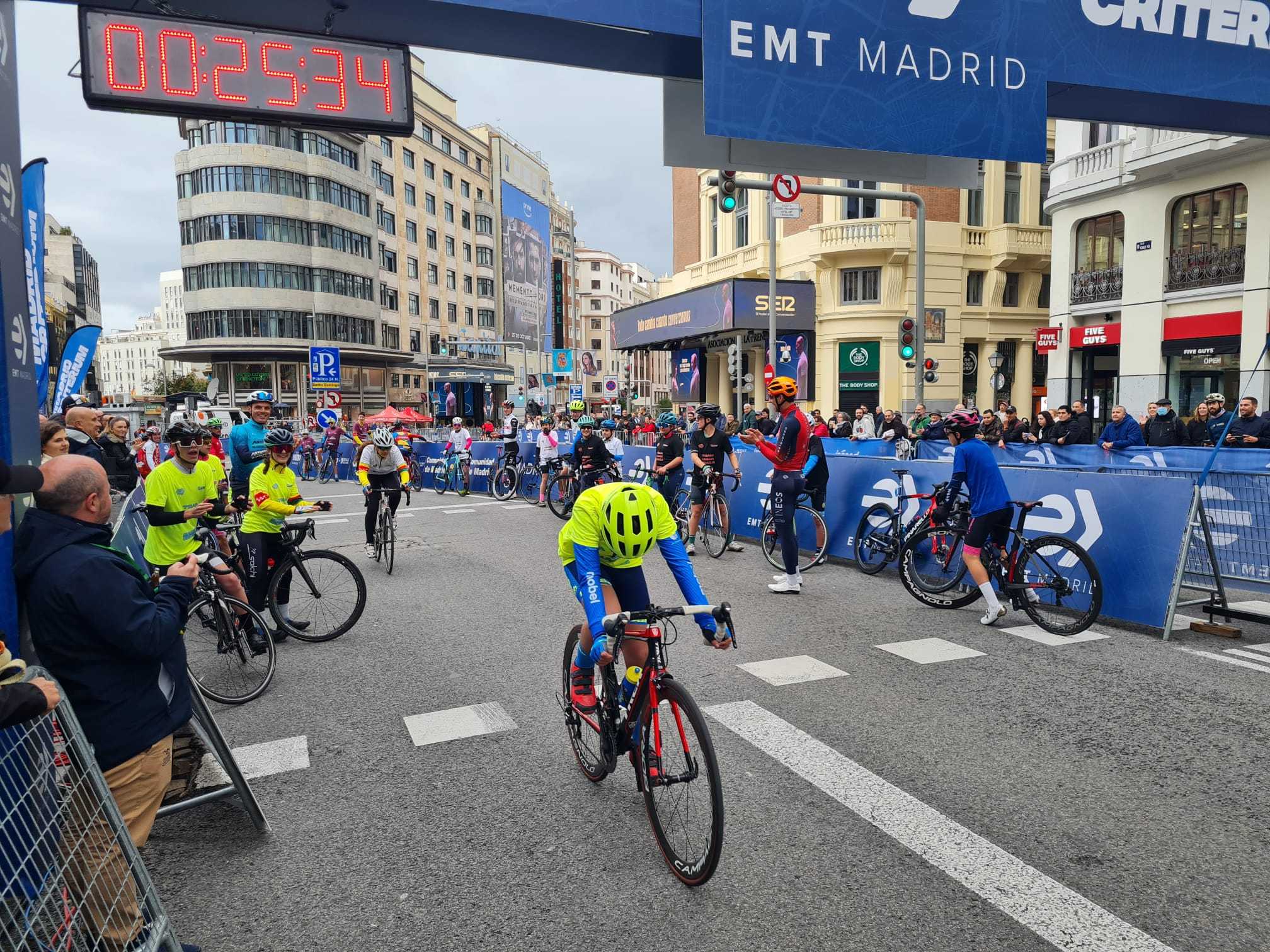 Mathieu van der Poel, campeón de Madrid Criterium 2023