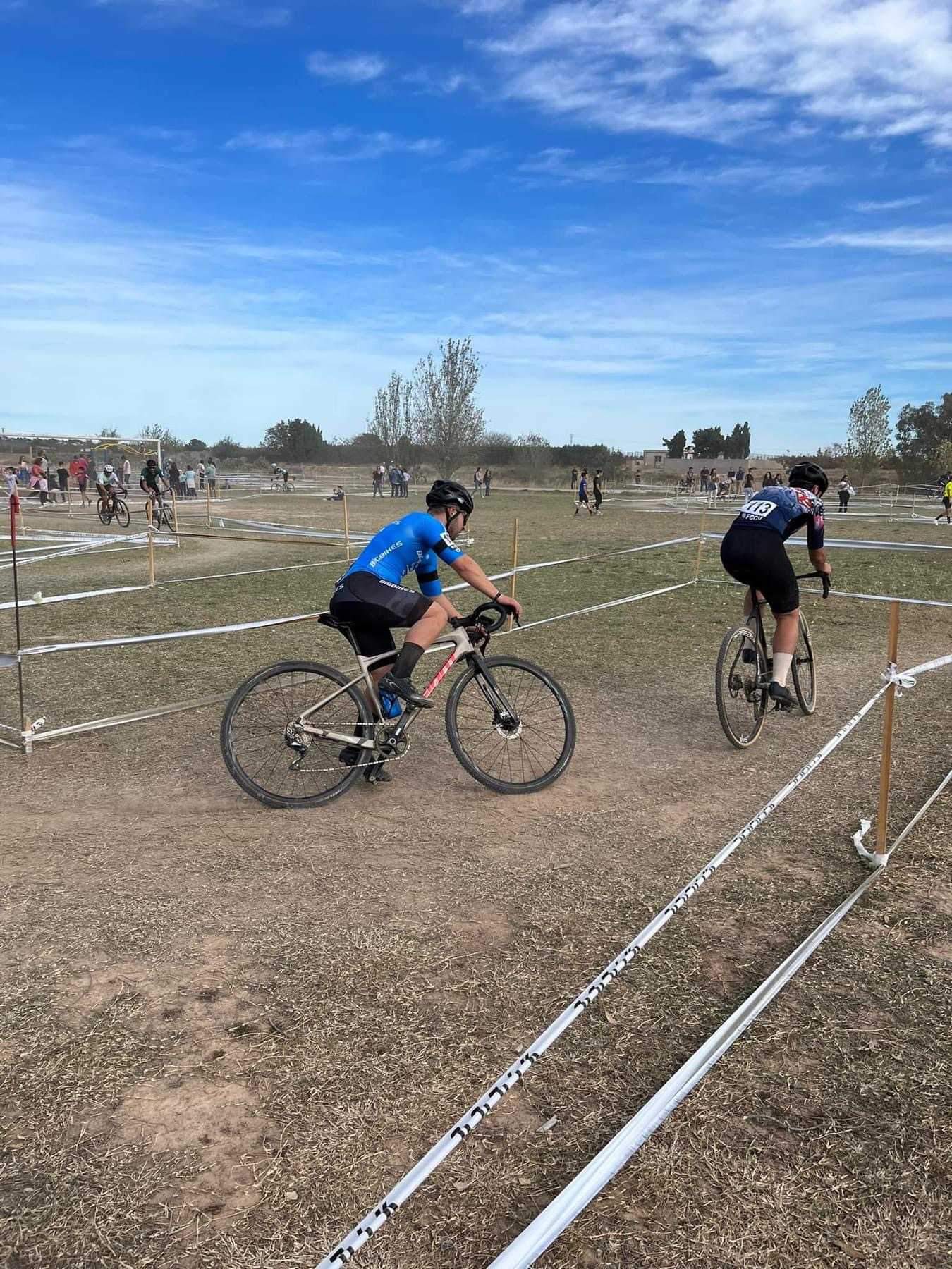 RAÚL MIRA Y SUSANA PÉREZ ARRASAN EN EL XXI CX CIUTAT DE CARLET
