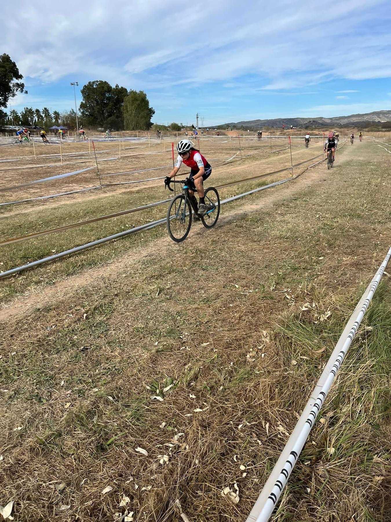 RAÚL MIRA Y SUSANA PÉREZ ARRASAN EN EL XXI CX CIUTAT DE CARLET