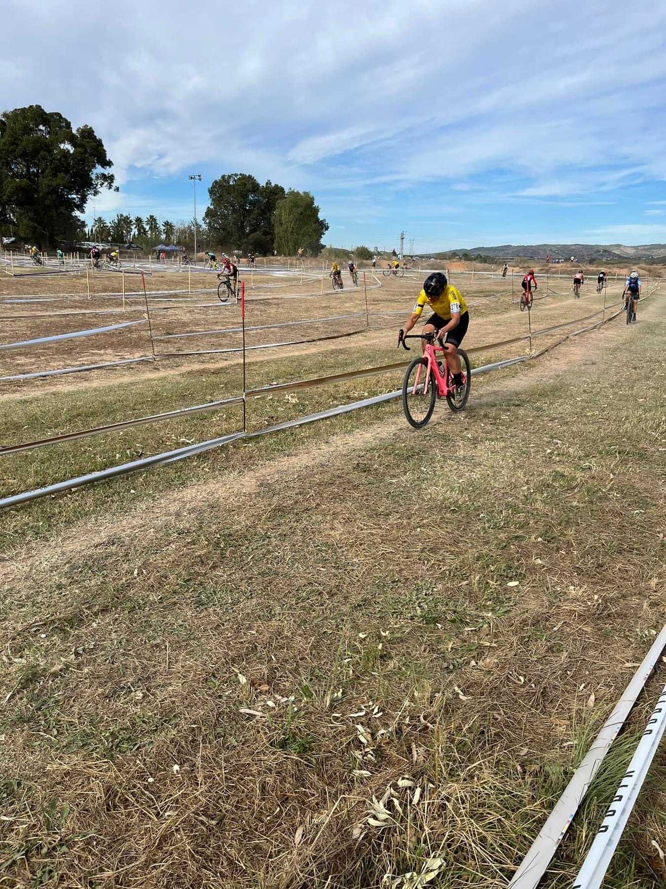 RAÚL MIRA Y SUSANA PÉREZ ARRASAN EN EL XXI CX CIUTAT DE CARLET