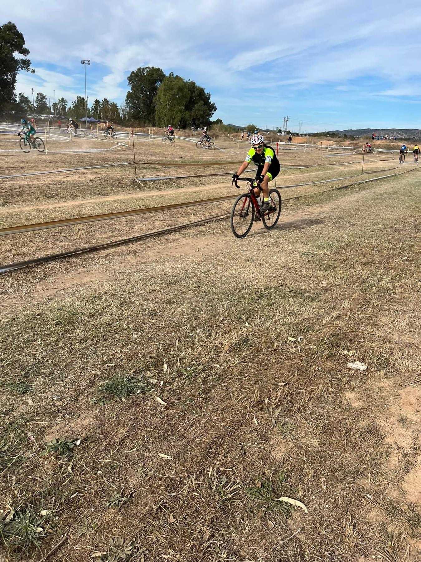 RAÚL MIRA Y SUSANA PÉREZ ARRASAN EN EL XXI CX CIUTAT DE CARLET