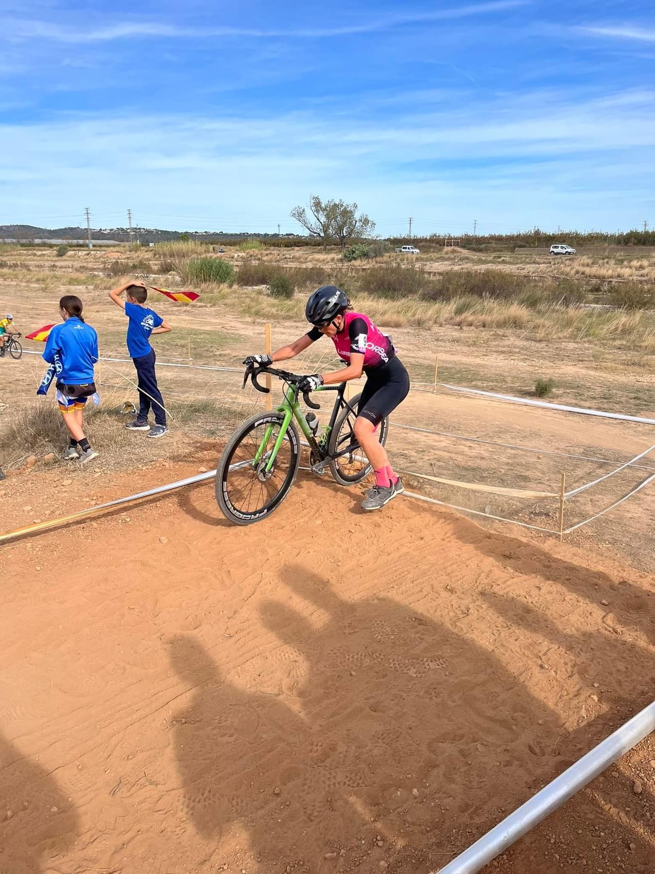 RAÚL MIRA Y SUSANA PÉREZ ARRASAN EN EL XXI CX CIUTAT DE CARLET