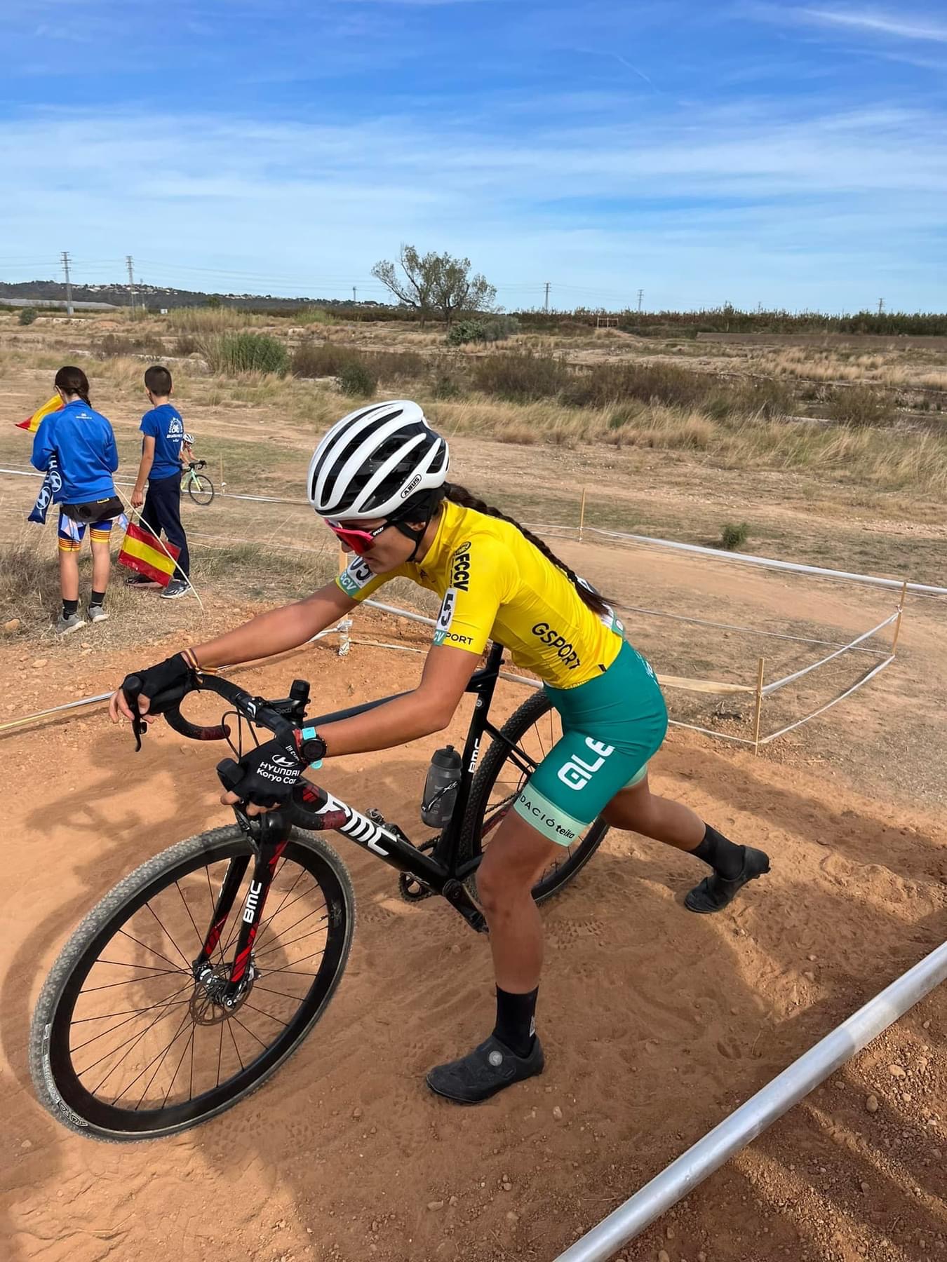 RAÚL MIRA Y SUSANA PÉREZ ARRASAN EN EL XXI CX CIUTAT DE CARLET
