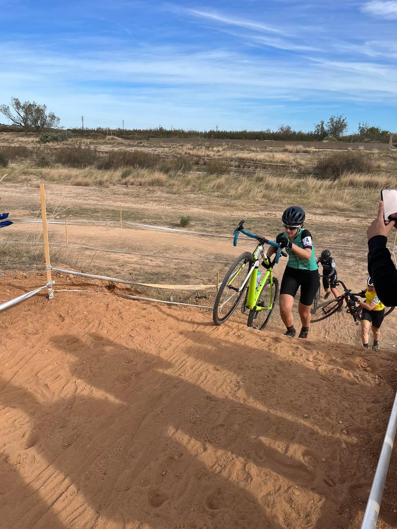 RAÚL MIRA Y SUSANA PÉREZ ARRASAN EN EL XXI CX CIUTAT DE CARLET