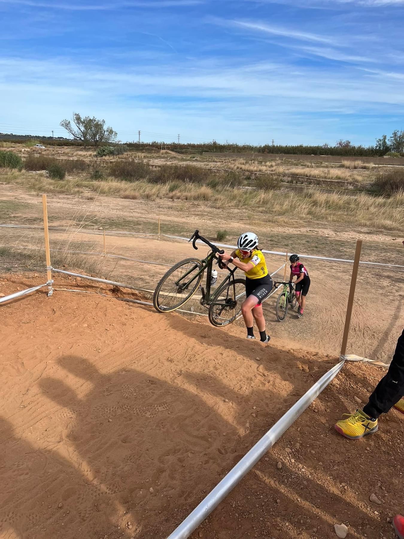 RAÚL MIRA Y SUSANA PÉREZ ARRASAN EN EL XXI CX CIUTAT DE CARLET
