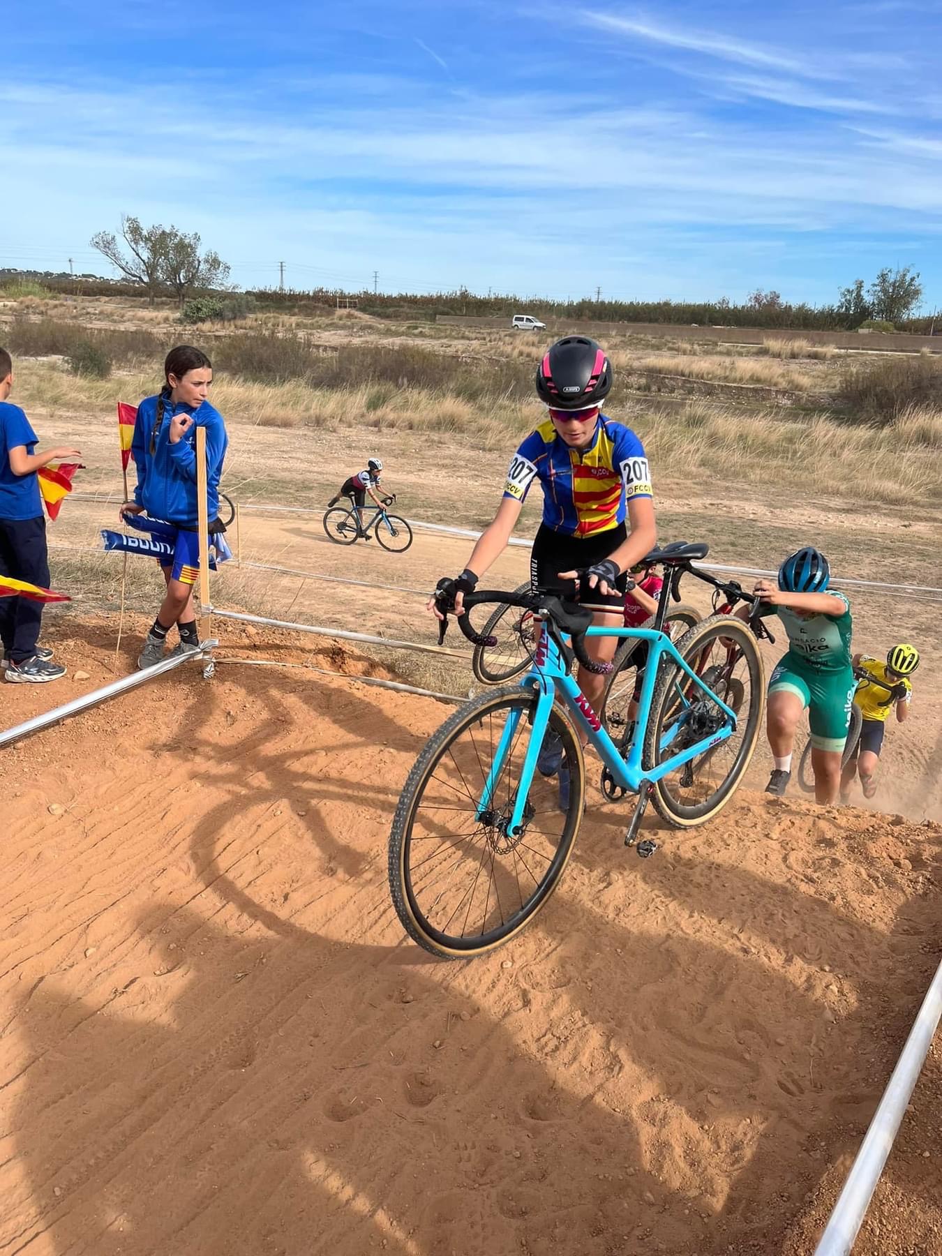RAÚL MIRA Y SUSANA PÉREZ ARRASAN EN EL XXI CX CIUTAT DE CARLET