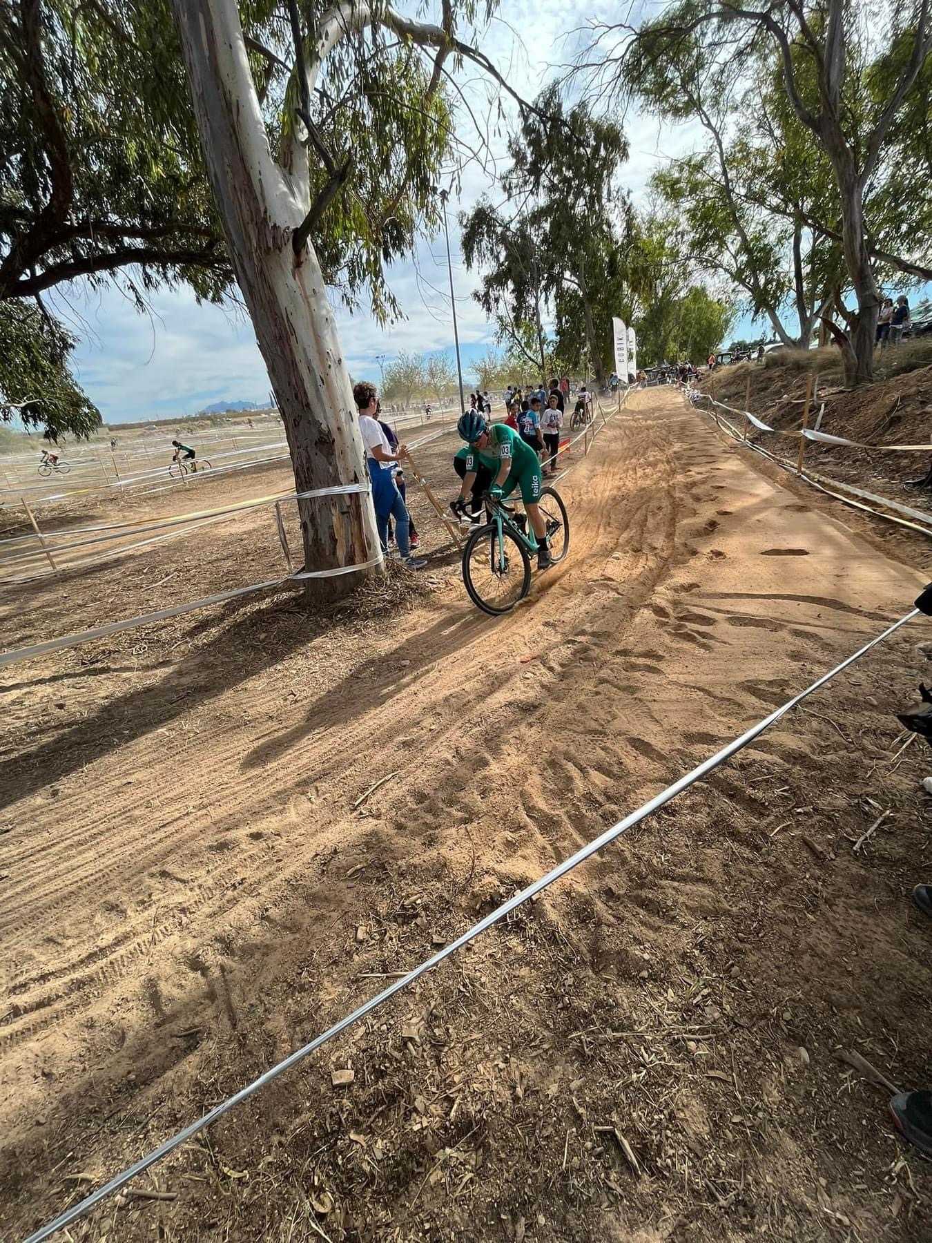 RAÚL MIRA Y SUSANA PÉREZ ARRASAN EN EL XXI CX CIUTAT DE CARLET