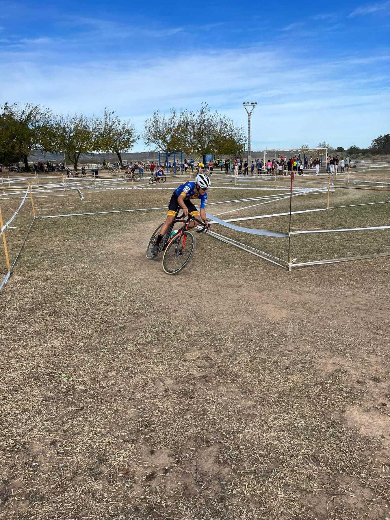 RAÚL MIRA Y SUSANA PÉREZ ARRASAN EN EL XXI CX CIUTAT DE CARLET