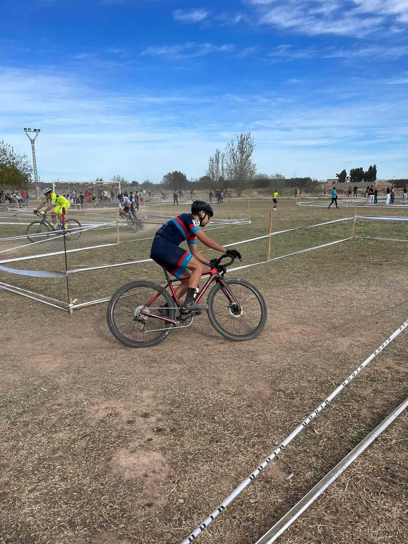 RAÚL MIRA Y SUSANA PÉREZ ARRASAN EN EL XXI CX CIUTAT DE CARLET
