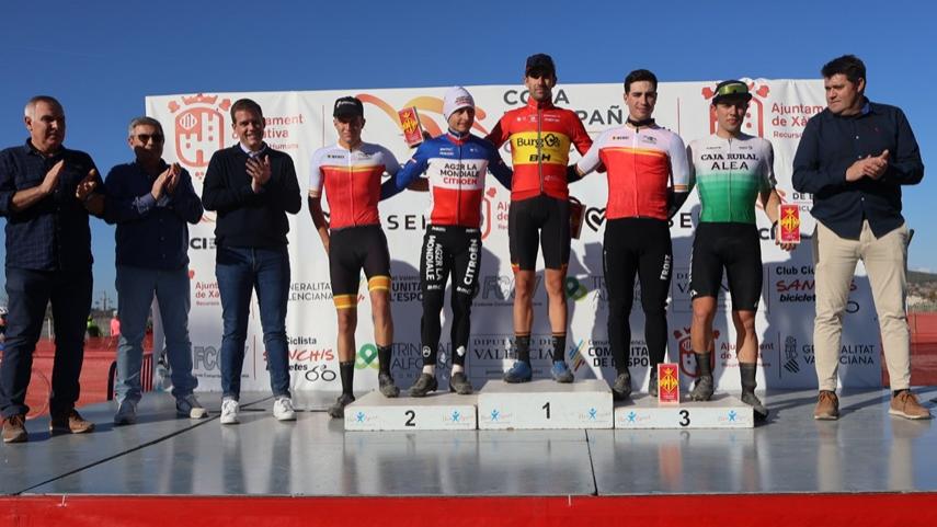 Felipe-Orts-y-Alba-Teruel-se-alzan-con-la-victoria-en-el-Ciclocross-Internacional-Ciutat-de-XA�tiva-