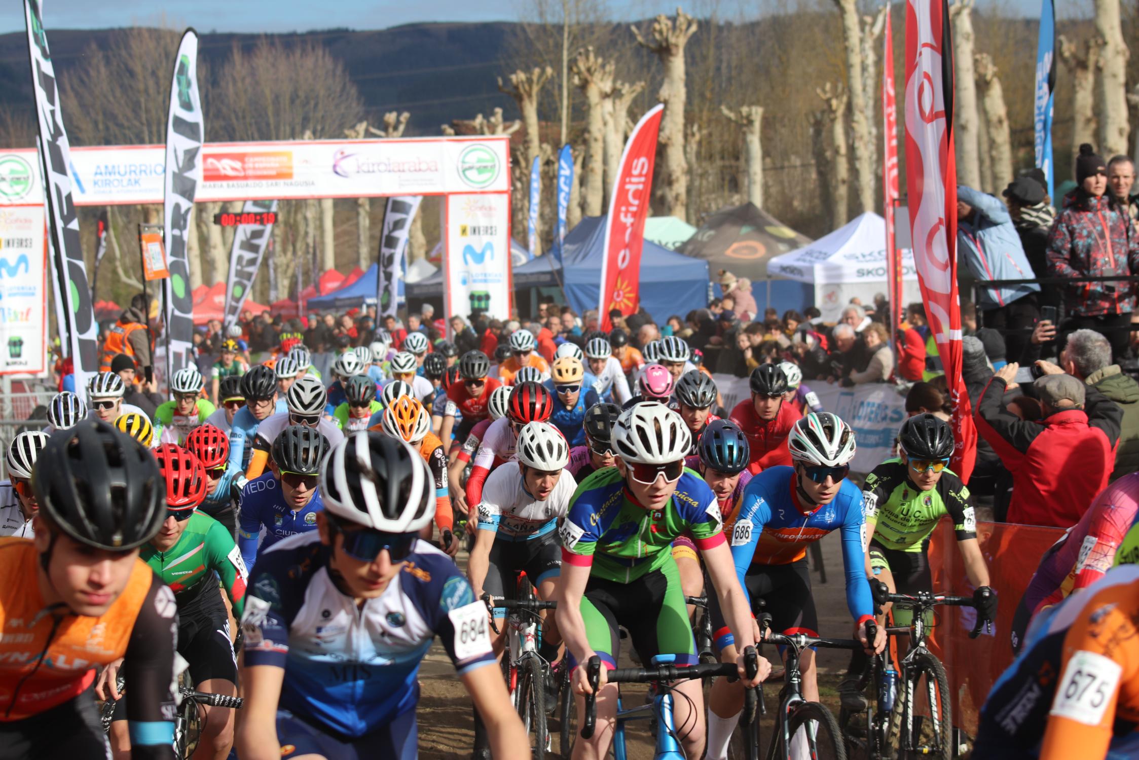 Muñoz, Noval y Castro brillan en la segunda jornada del Campeonato de España de Ciclocross