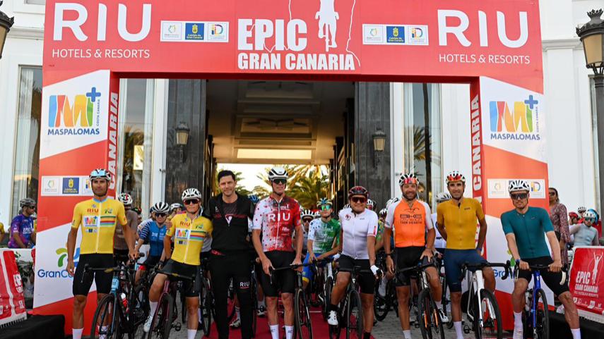 La-EPIC-Gran-Canaria-vuelve-a-llenar-de-emocion-y-ciclismo-el-sur-de-la-isla