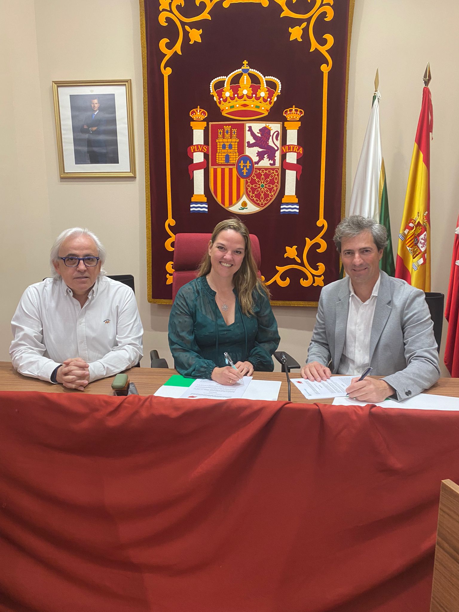 La FMC firma la renovación del contrato de cesión del Velódromo de Galapagar