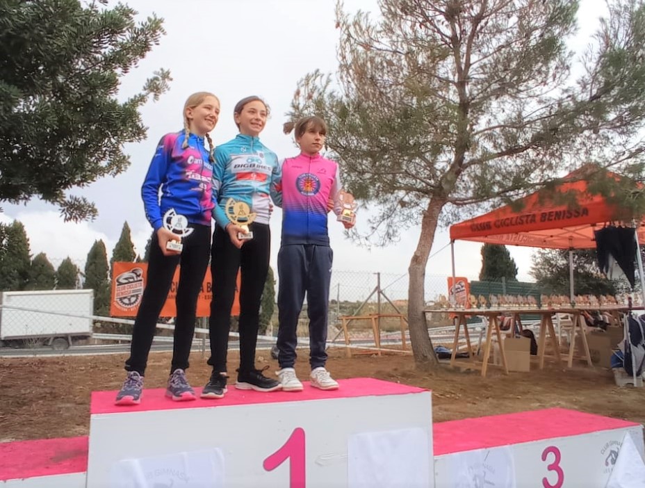 Benissa acogió el pasado sábado la primera prueba de la Challenge de Féminas Alevín e Infantil.