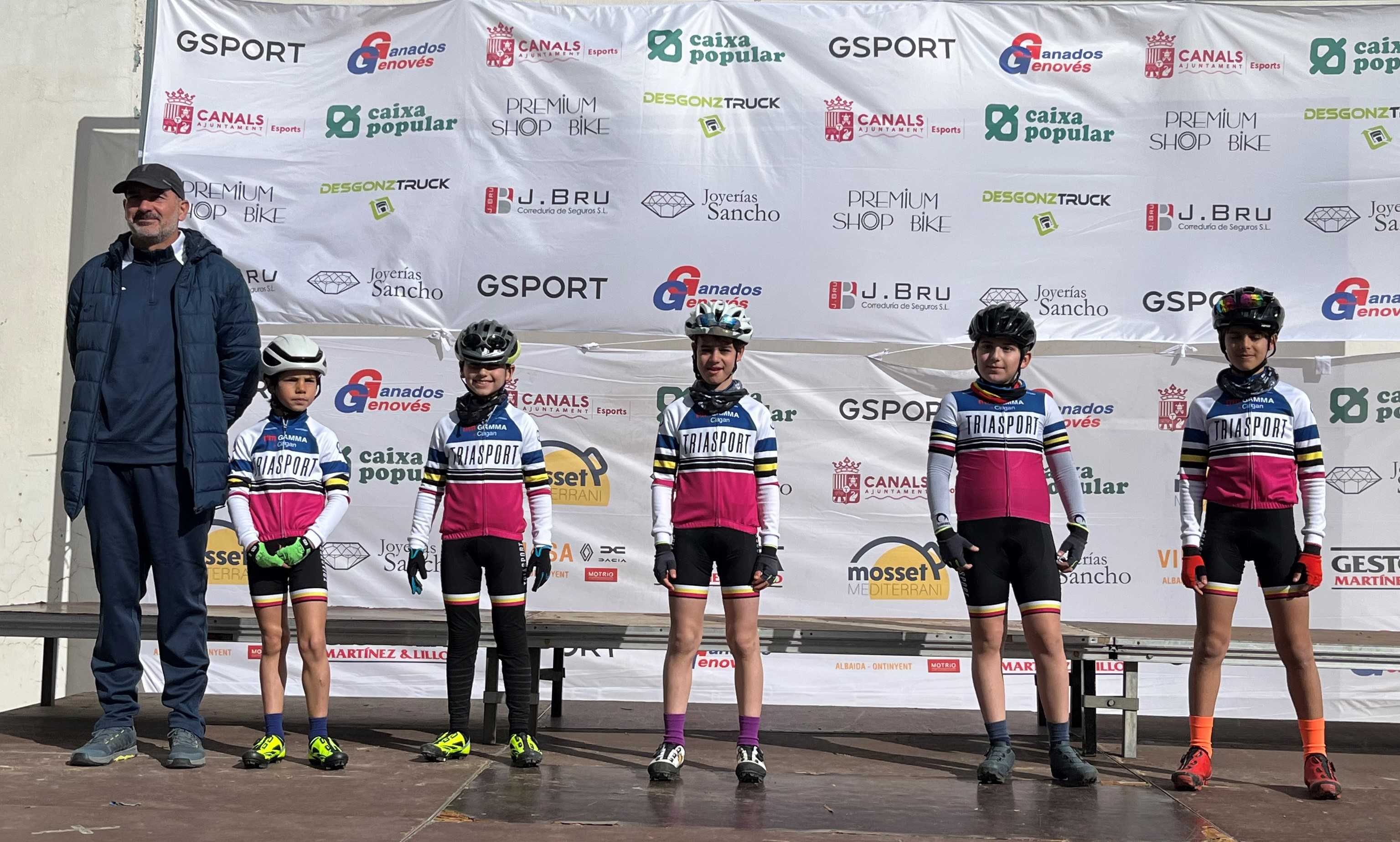 Aiacor da el pistoletazo de salida a la temporada de las Escuelas de Ciclismo en Valencia