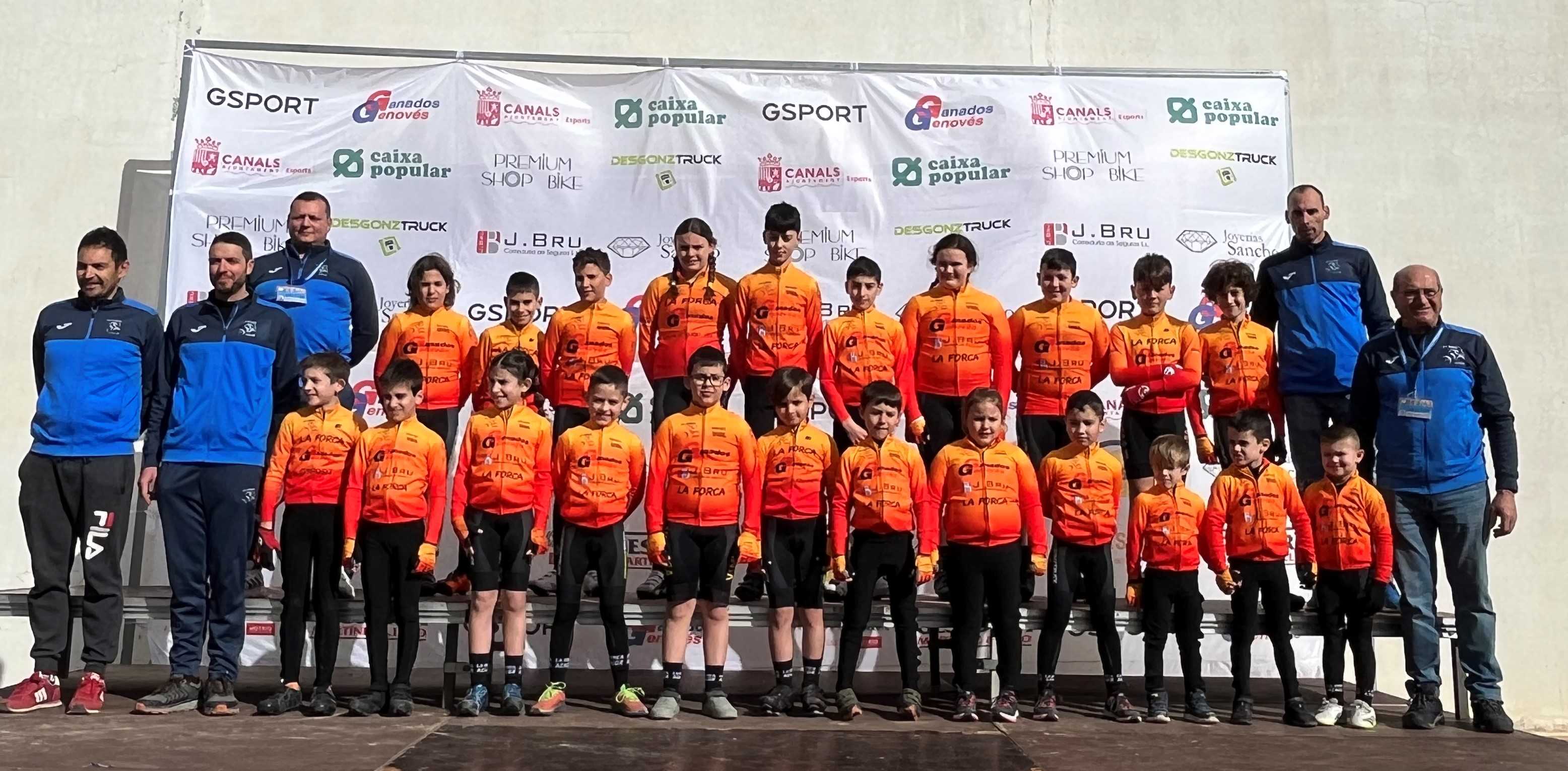 Aiacor da el pistoletazo de salida a la temporada de las Escuelas de Ciclismo en Valencia