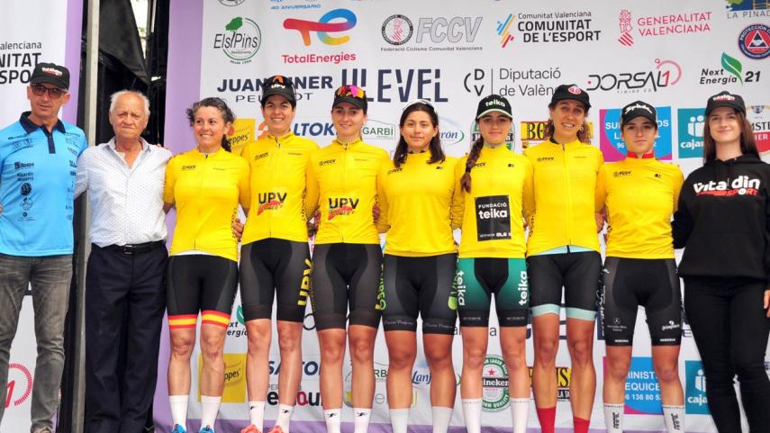 La-elite-Maria-Banlles-UPV-y-la-cadete-Carla-Banyuls-Teika-lideran-la-II-Challenge-Fan-Sport-de-ciclismo-femenino