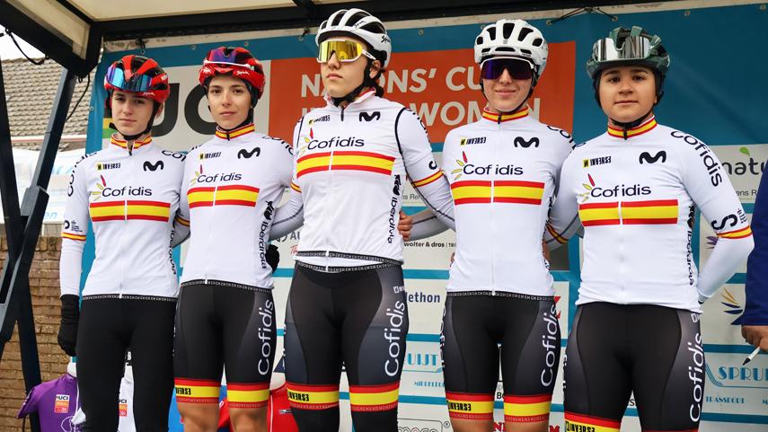 La-Seleccion-Espanola-Junior-femenina-se-enfrenta-al-montanoso-Tour-du-Gevaudan