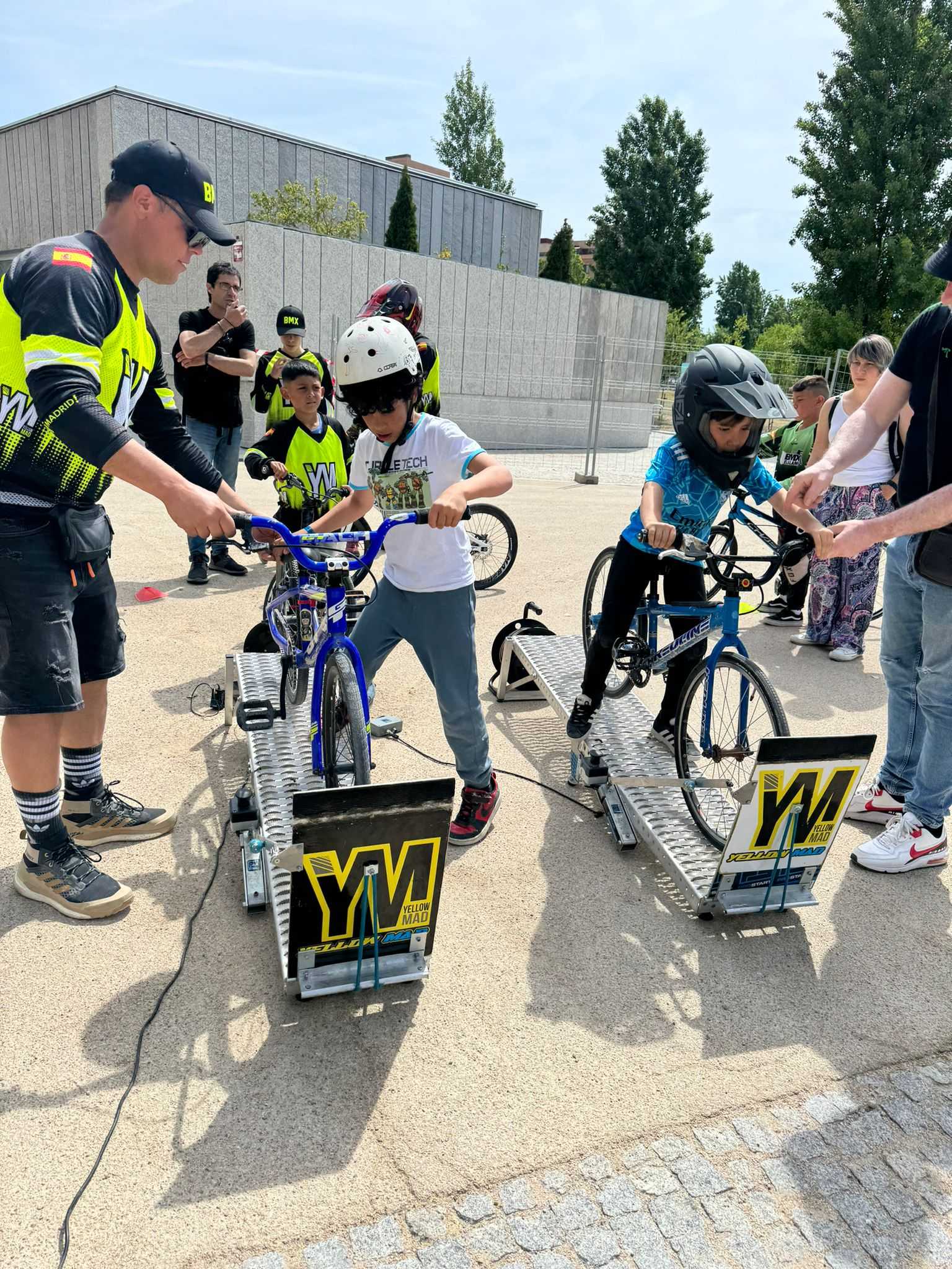 Presentación de las distintas escuelas de BMX, Trial, MTB y Carretera de la Comunidad de Madrid.