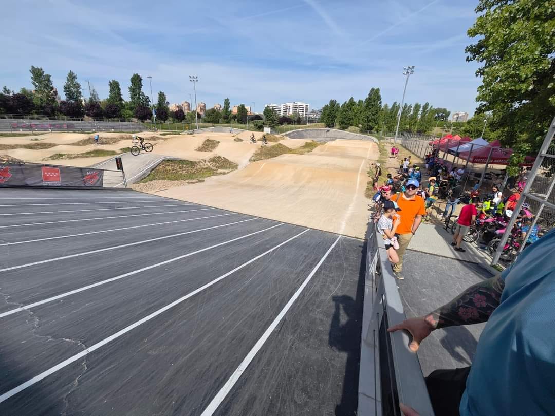 Presentación de las distintas escuelas de BMX, Trial, MTB y Carretera de la Comunidad de Madrid.