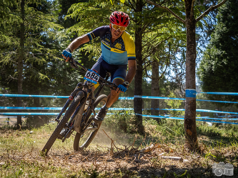 Saúl López e Carla Fernández ocupan os tronos principais no Campionato de Galicia XCO de Poio