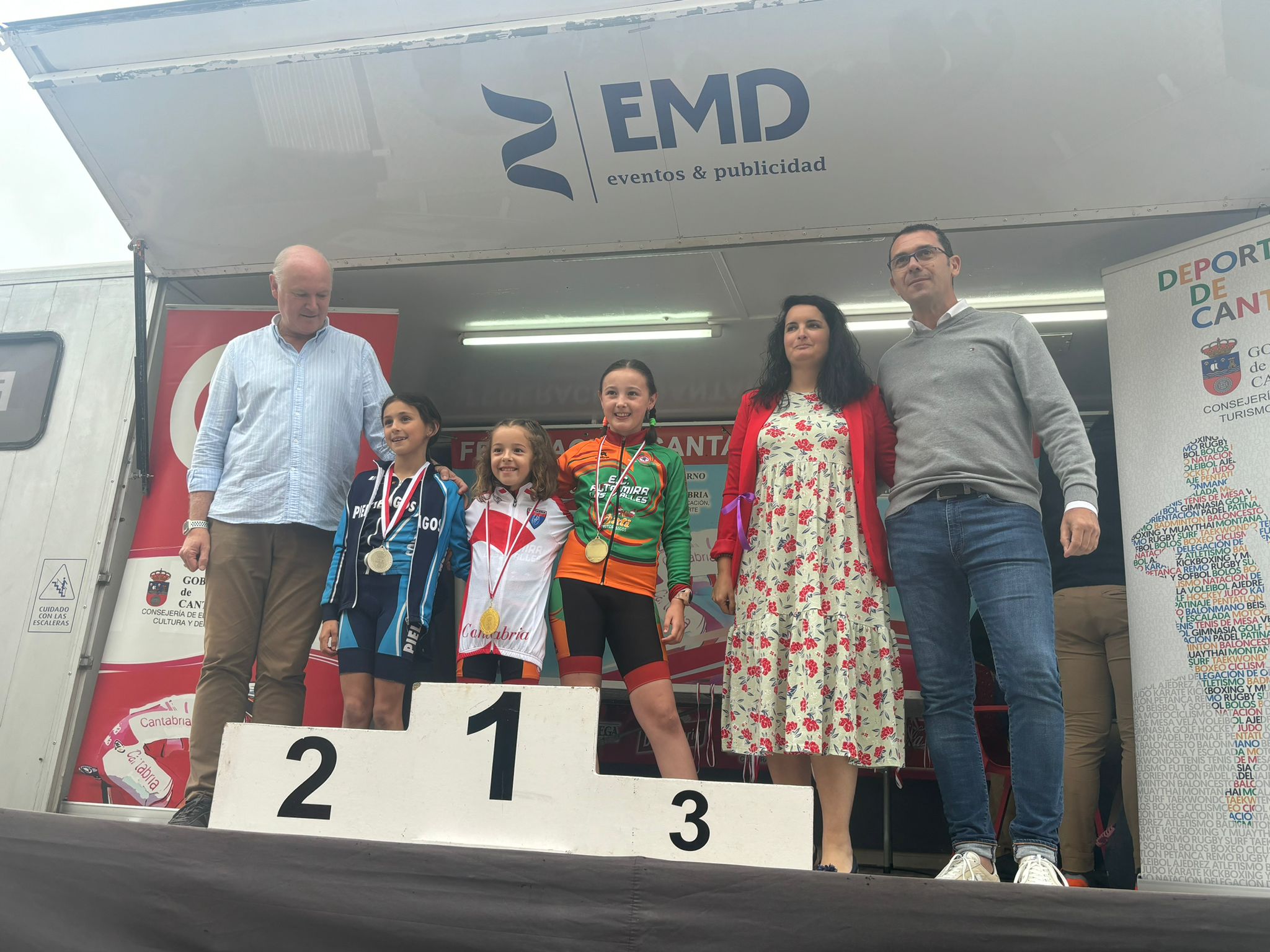 Se celebraron los Campeonatos de Cantabria JJDDEE Ruta en Unquera