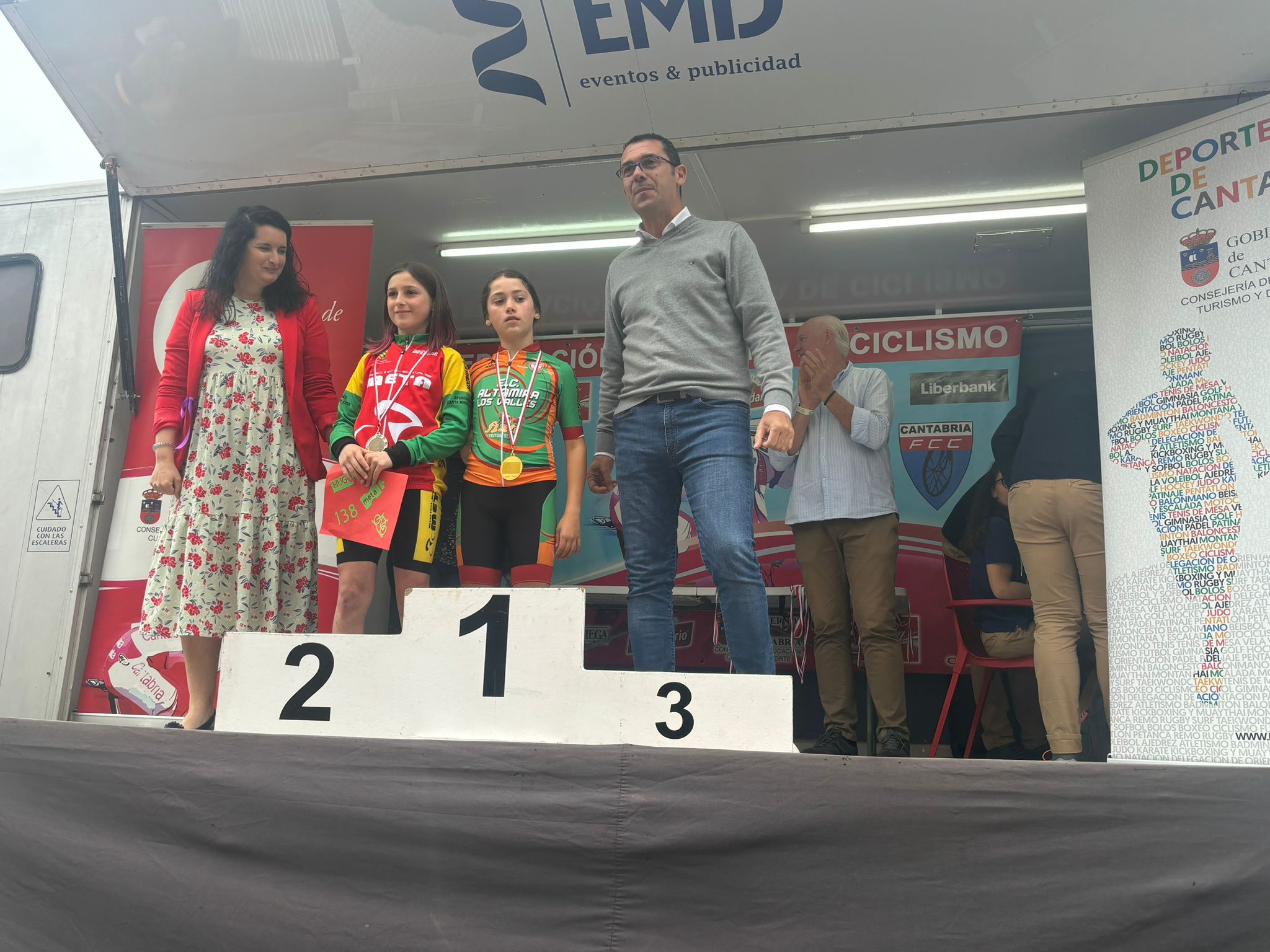 Se celebraron los Campeonatos de Cantabria JJDDEE Ruta en Unquera