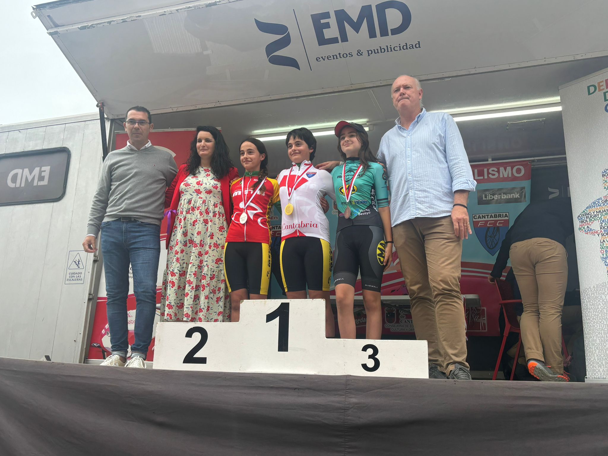 Se celebraron los Campeonatos de Cantabria JJDDEE Ruta en Unquera