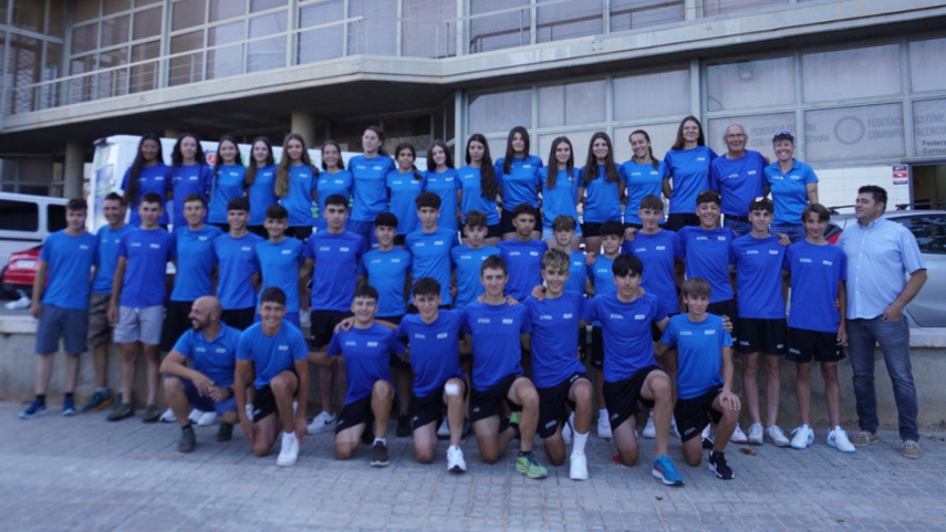 La-expedicion-de-la-Federacio-de-Ciclisme-de-la-Comunitat-Valenciana-emprende-el-viaje-a-los-Campeonatos-de-Espana-Escolares-y-Junior