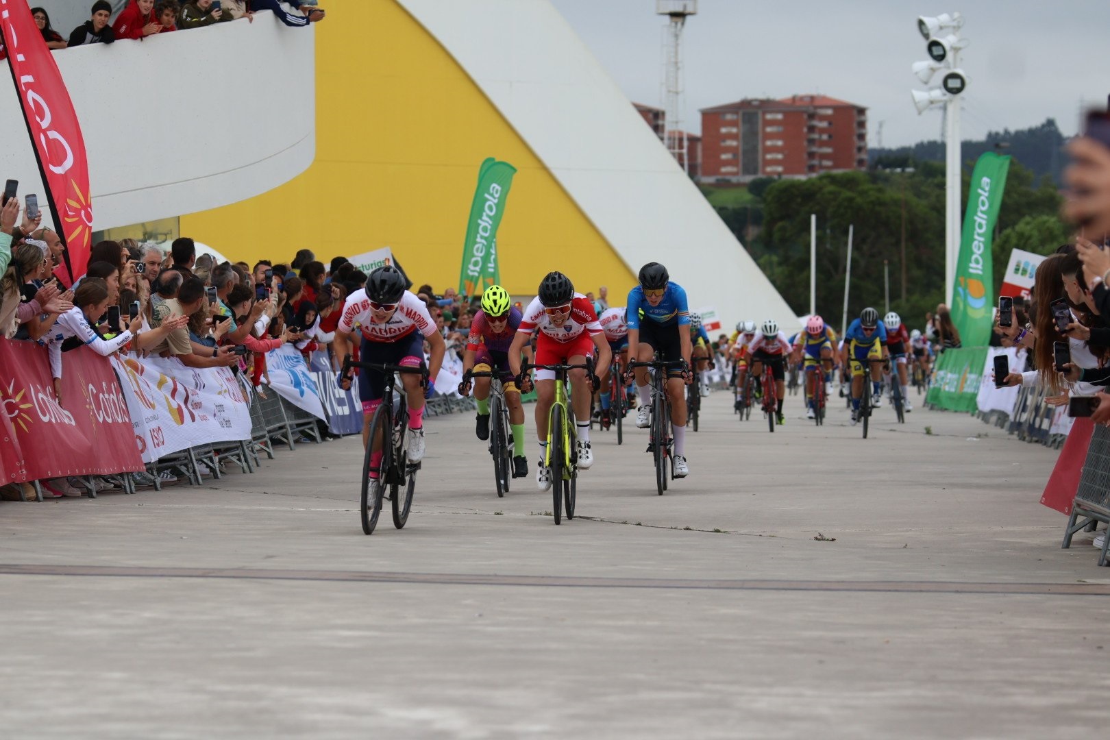 Manuel Fernández consigue la medalla de bronce en la prueba en línea infantil de los Campeonatos de España JJDDEE  y Junior en Avilés