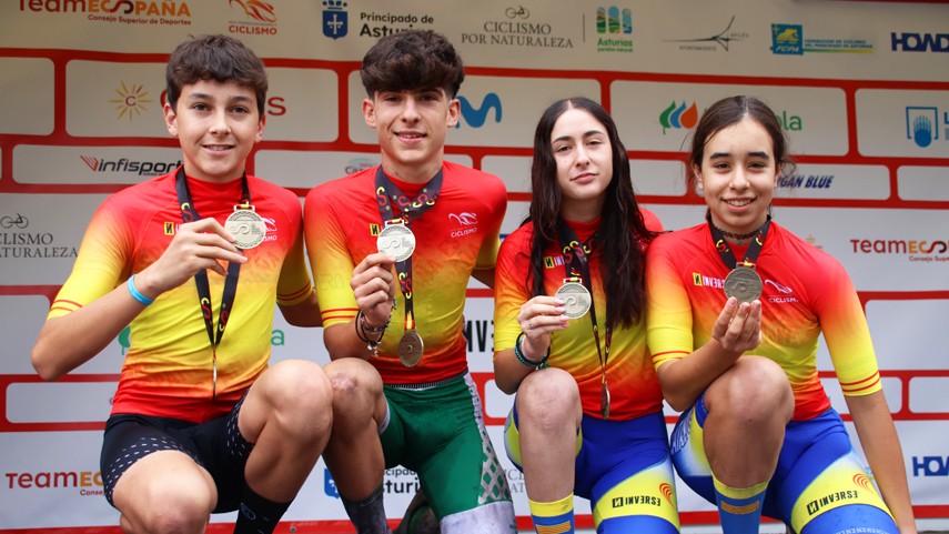 Iker-Perez-y-Laia-Rodriguez-campeones-de-Espana-de-BTT-en-categoria-cadete-en-los-Escolares-de-Aviles