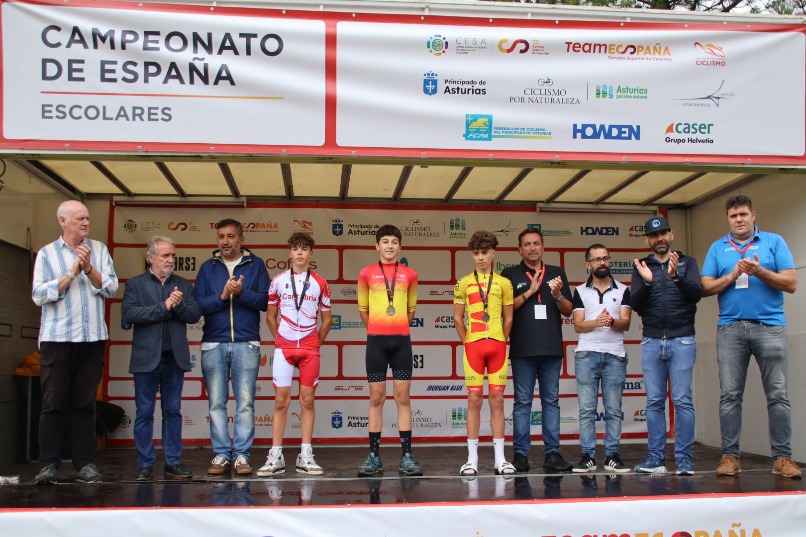 Manuel Fernández y el equipo de gymkhana infantil consiguen la medalla de oro en los Campeonatos de España JJDDEE Escolares y Juveniles de Avilés