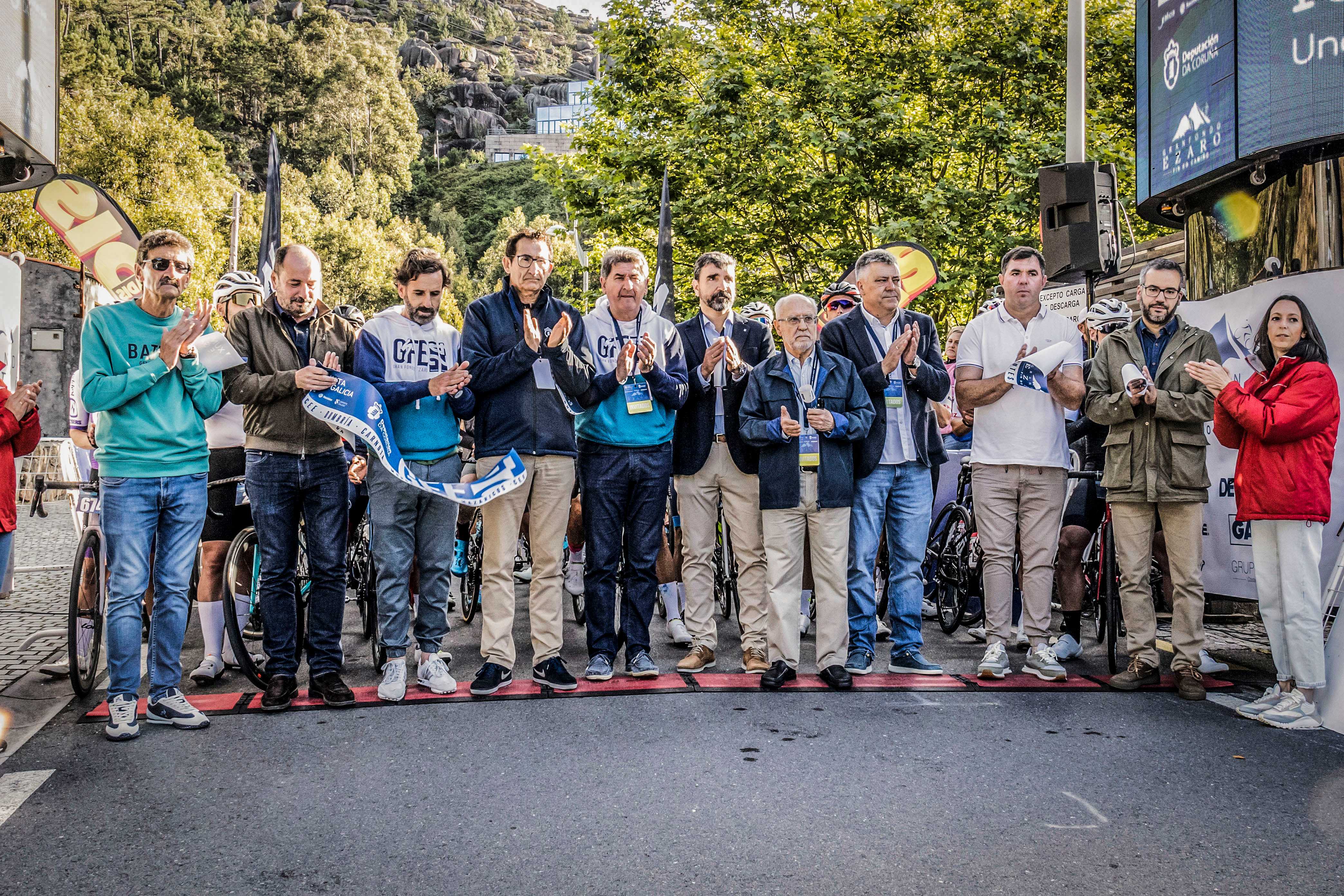 O Gran Fondo Ézaro volve a ser a gran festa do ciclismo popular de Galicia