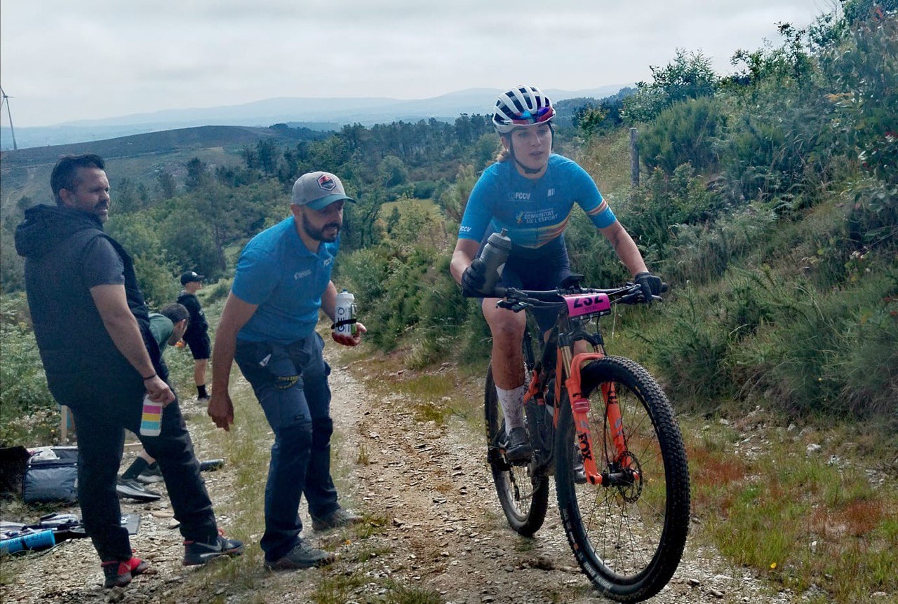 Adrián Benedito y Laia Alborch se proclaman Campeones de España Sub23 en XCM