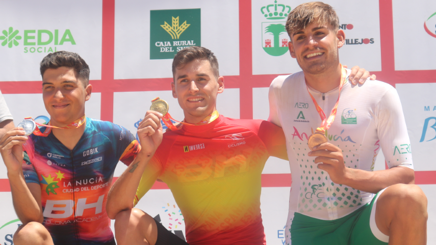 Alberto-Barroso-se-exhibe-en-El-Almendro-y-se-lleva-el-Campeonato-de-Espana-de-XCO-Sub23