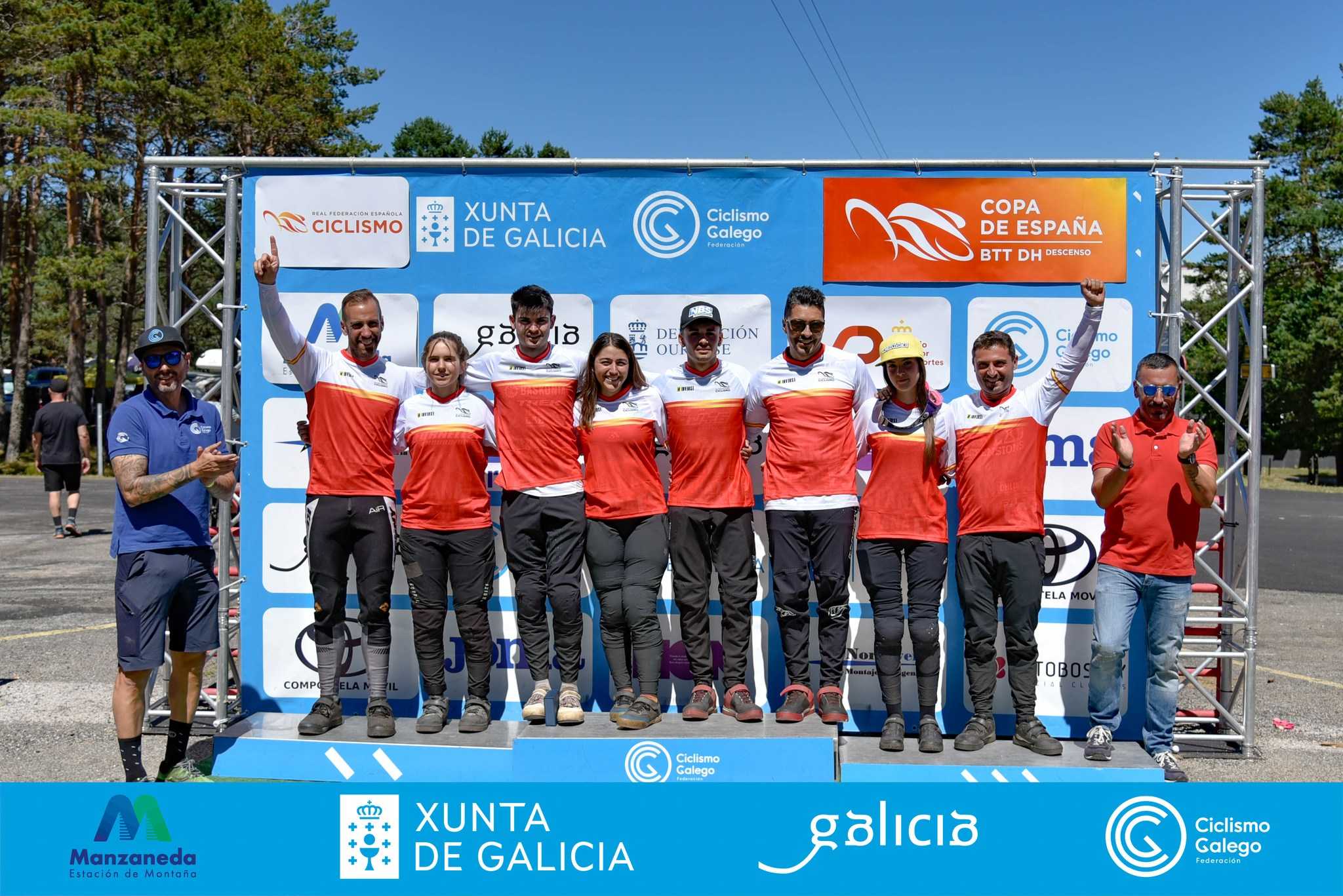 Zoe Zamora e Dani Castellanos lévanse o VI Trofeo Federación DHI - Manzaneda Bike Park